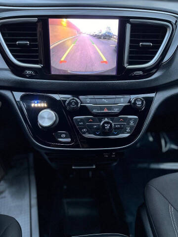 2019 Chrysler Pacifica Touring Plus