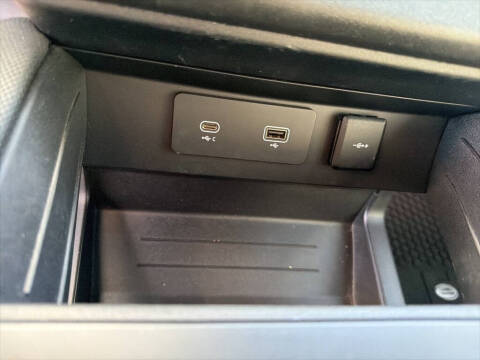 2022 Land Rover Defender