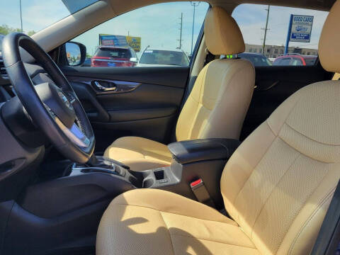 2018 Nissan Rogue SV