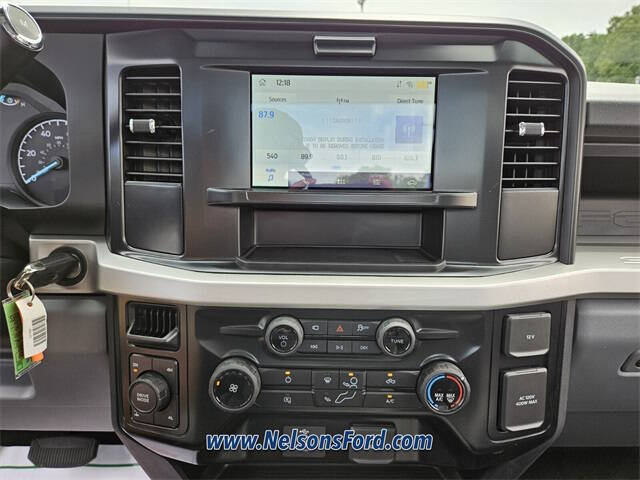 2025 Ford F-350 Super Duty XL