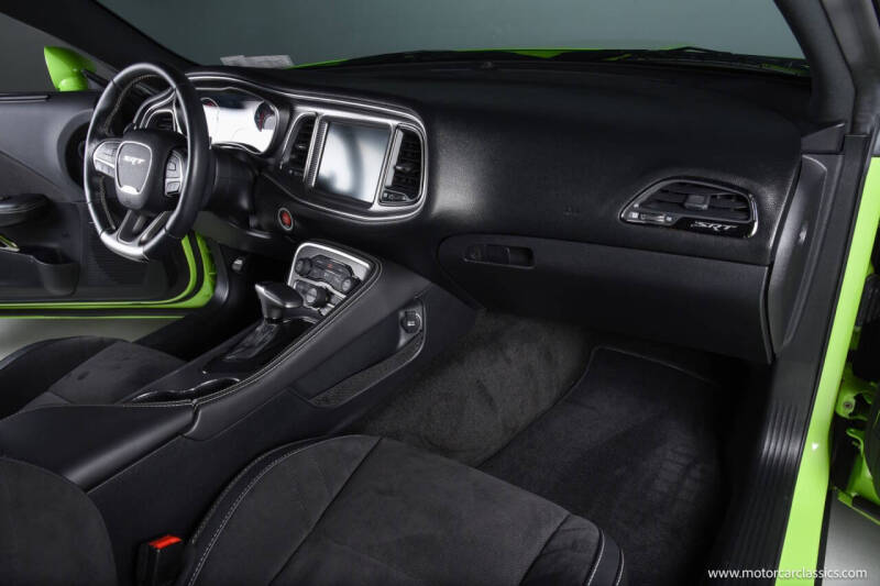 2015 Dodge Challenger SRT Hellcat