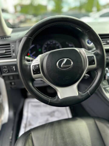 2013 Lexus CT 200h