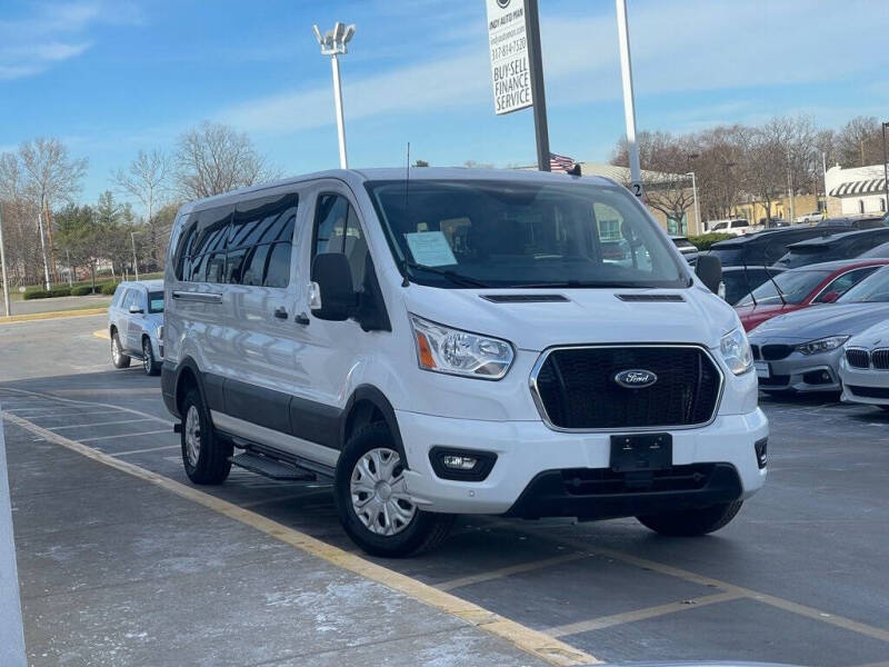 2022 Ford Transit Passenger Van XLT photo 1