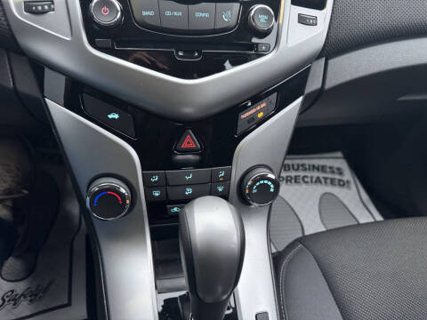 2015 Chevrolet Cruze 1LT Auto