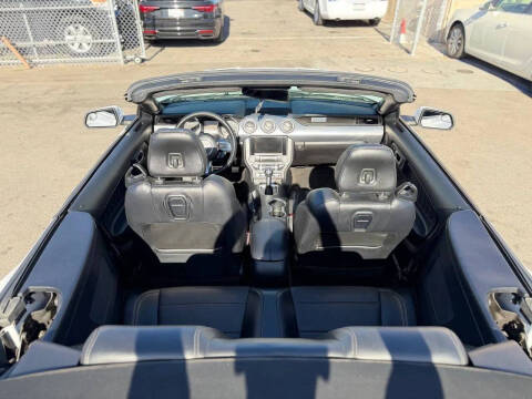 2018 Ford Mustang