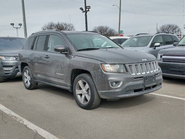 2016 Jeep Compass for sale at SOUTHFIELD QUALITY CARS in Detroit MI