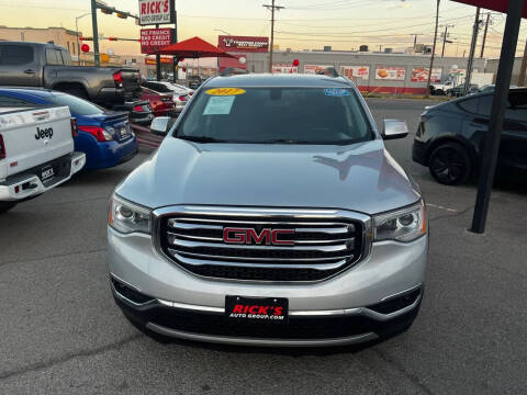 2017 GMC Acadia SLE-2