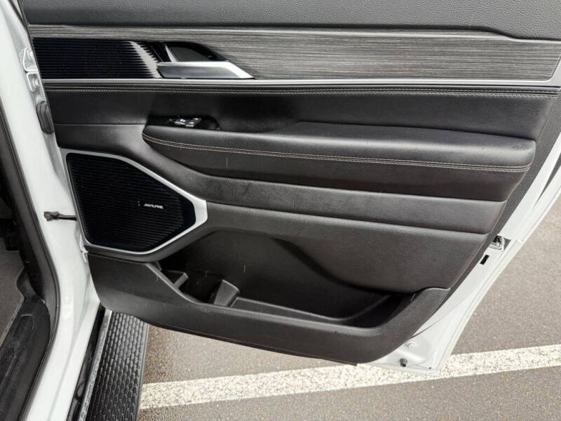 2023 Jeep Wagoneer L Series II