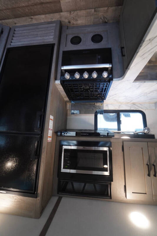 2021  Keystone   Outback