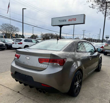 2010 Kia Forte Koup EX