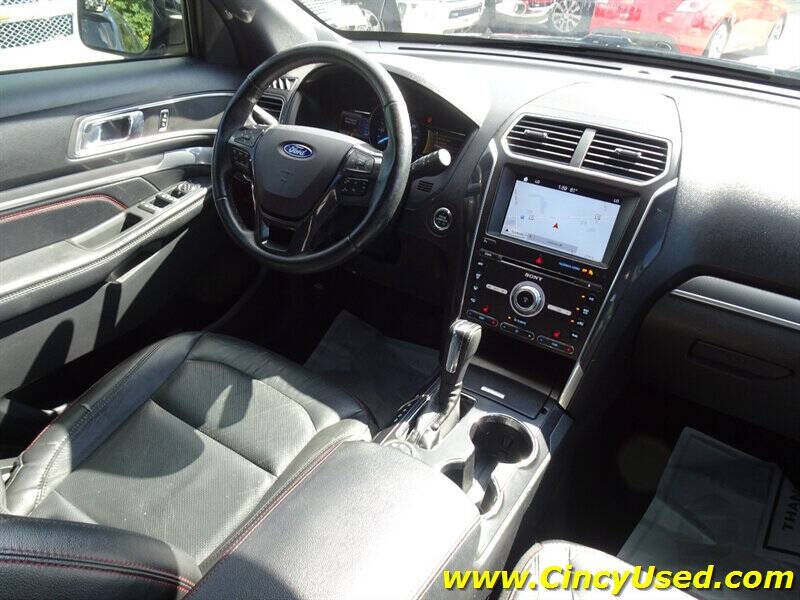 2017 Ford Explorer Sport