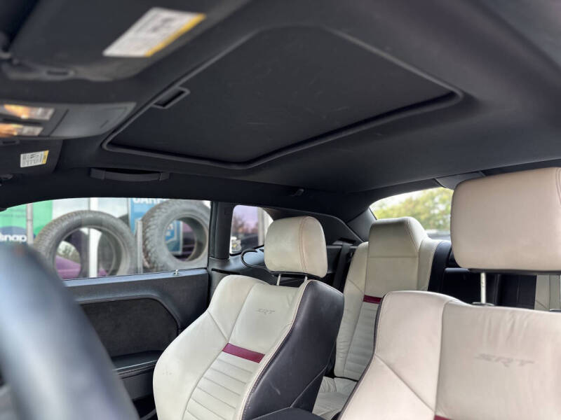 2010 Dodge Challenger SRT8