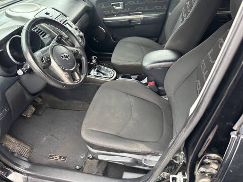2012 Kia Soul +