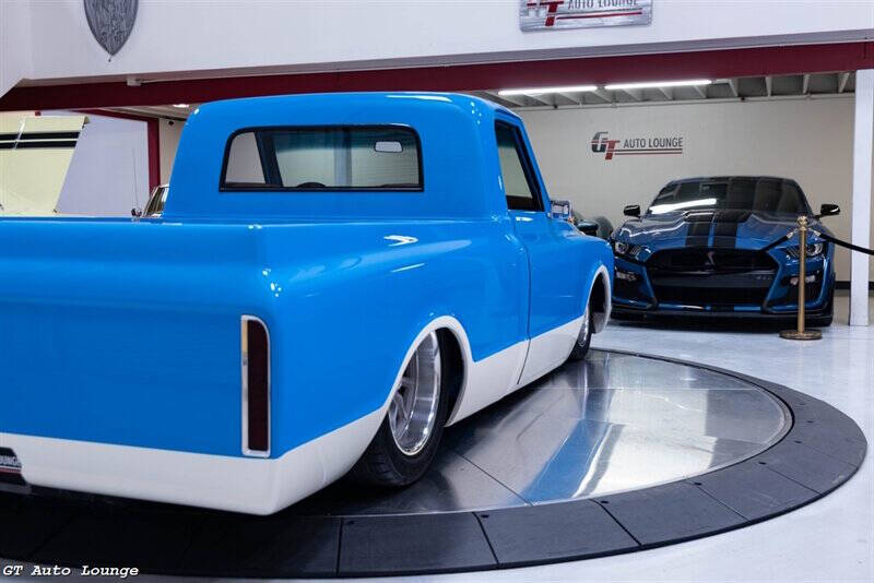 1967 Chevrolet C/K 10 Series 16