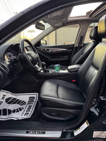 2015 Infiniti Q50 Premium
