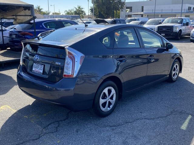 2015 Toyota Prius Three