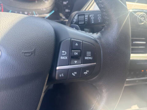 2020 Ford Escape SEL