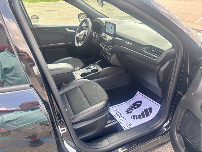 2025 Ford Escape ST-Line