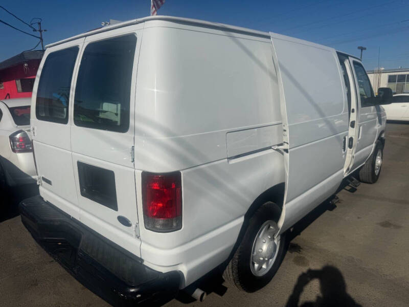 2008 Ford E-Series E-150