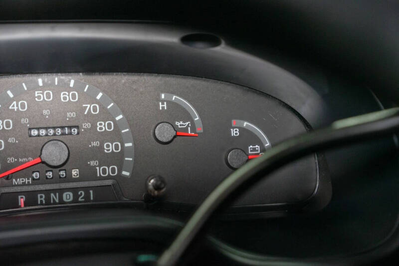 2002 Ford E-Series E-150
