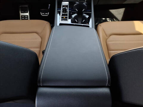 2026 Volkswagen Atlas Cross Sport SEL R-Line Black 4Motion