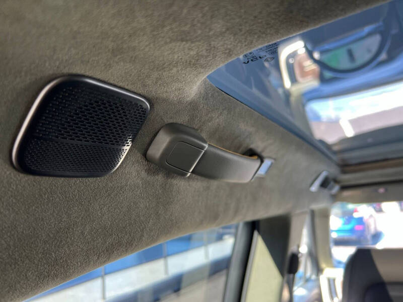 2022 Rivian R1T Launch Edition