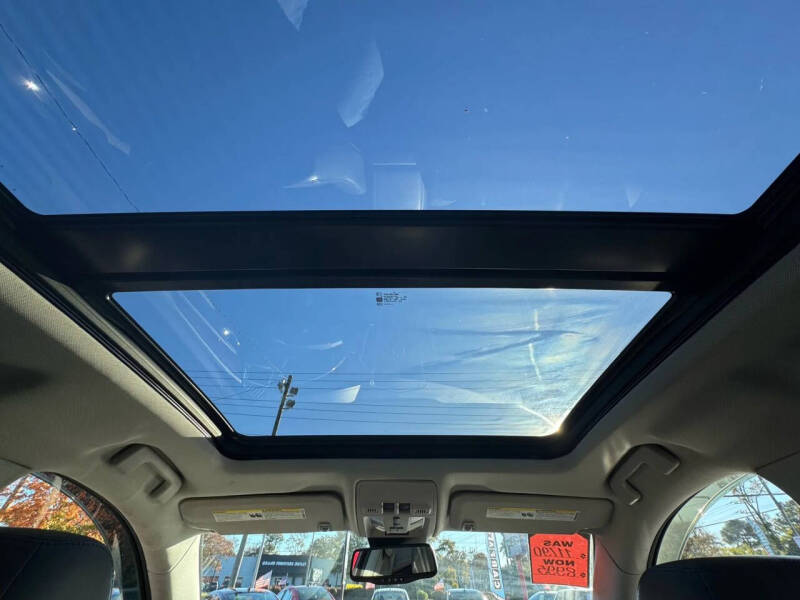 2011 Cadillac SRX Luxury Collection