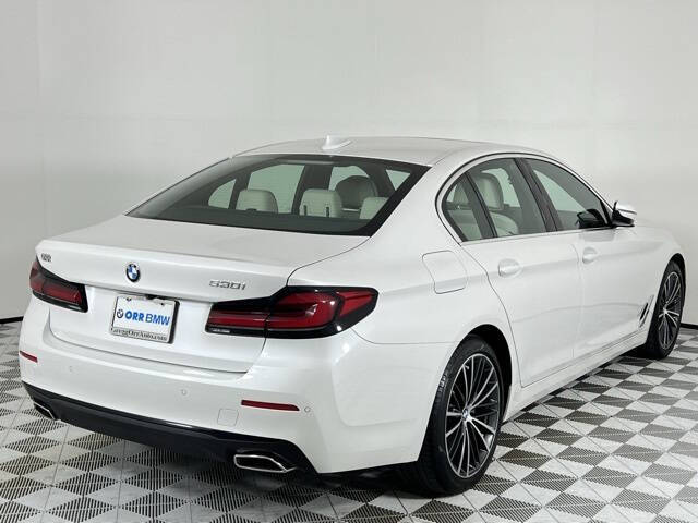 2022 BMW 5 Series 530i