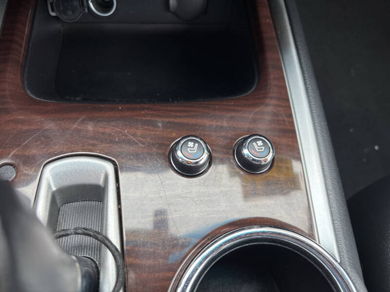 2016 Nissan Pathfinder Platinum