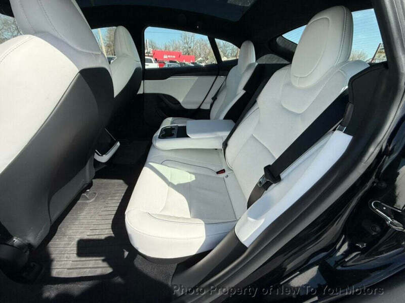 2021 Tesla Model S Plaid