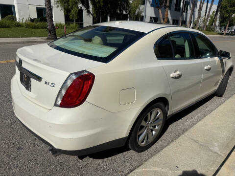 2009 Lincoln MKS