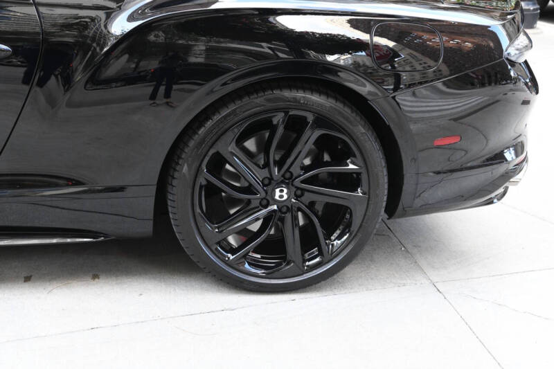 2025 Bentley Continental