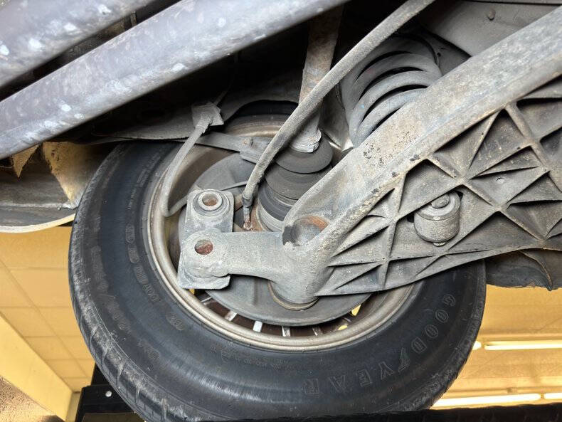 1987 Mercedes-Benz 560-Class 560 SL