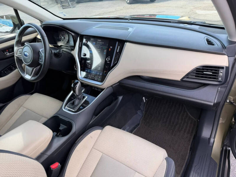 2023 Subaru Outback Premium