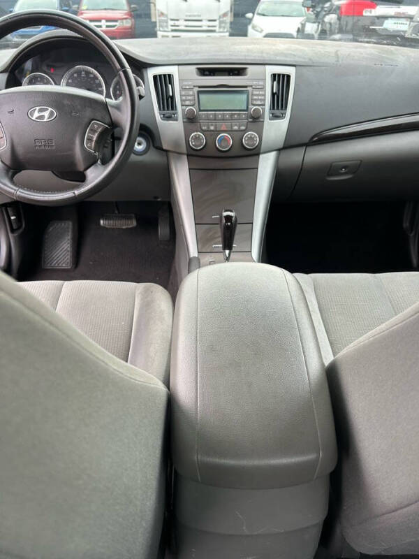 2009 Hyundai Sonata GLS photo 11