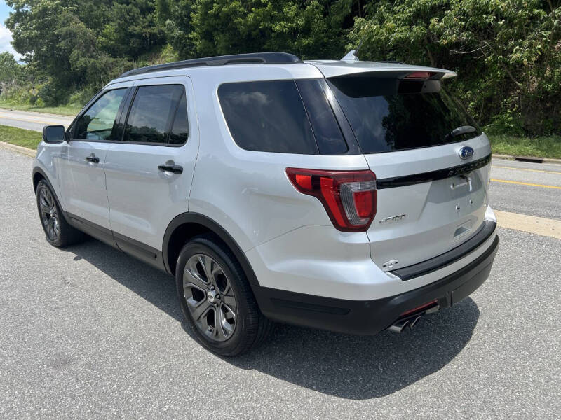 2018 Ford Explorer Sport
