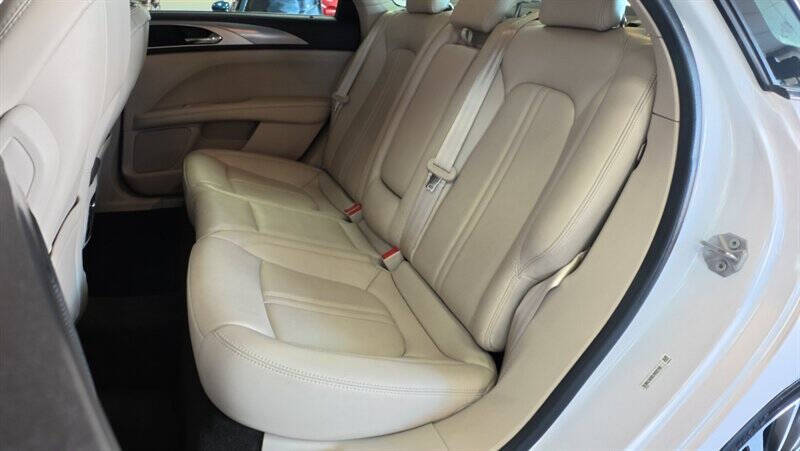 2020 Lincoln MKZ Standard