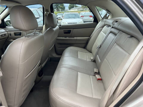 2006 Ford Taurus SEL