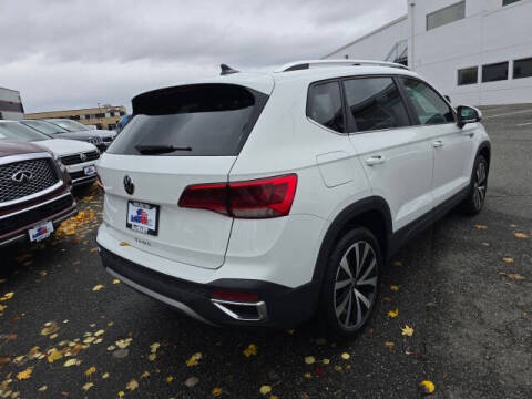 2022 Volkswagen Taos SE