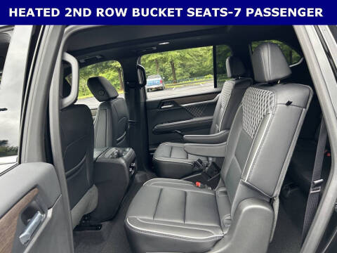 2025 GMC Acadia Denali