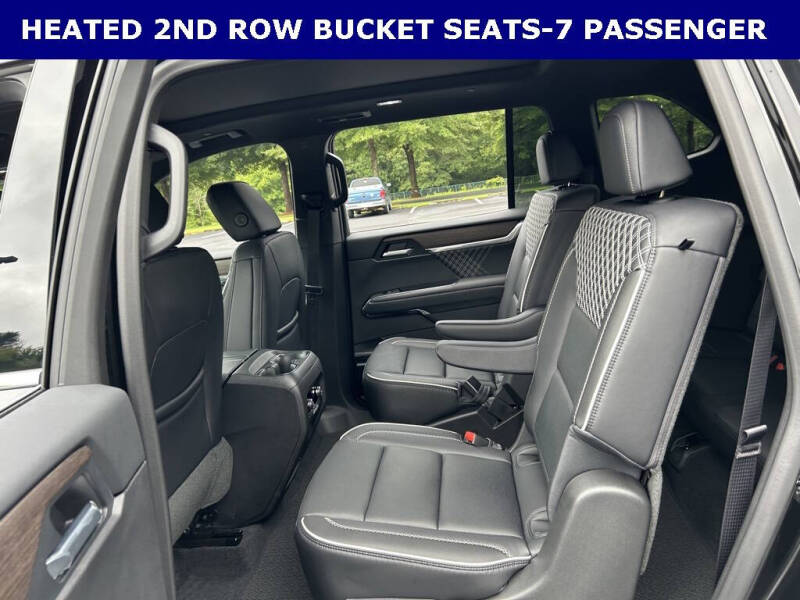 2025 GMC Acadia Denali