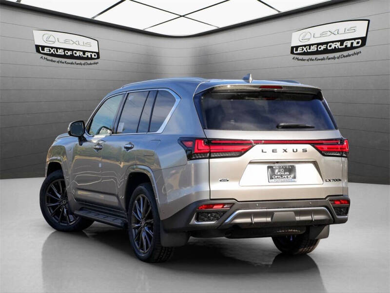 2025 Lexus LX 700h F SPORT Handling