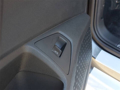 2025 Volkswagen Jetta SEL