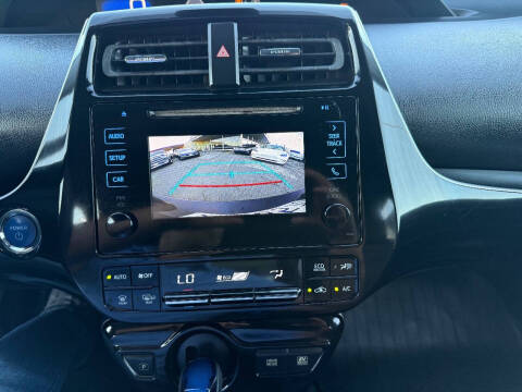 2017 Toyota Prius Two