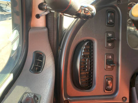 2016 Freightliner M2 106