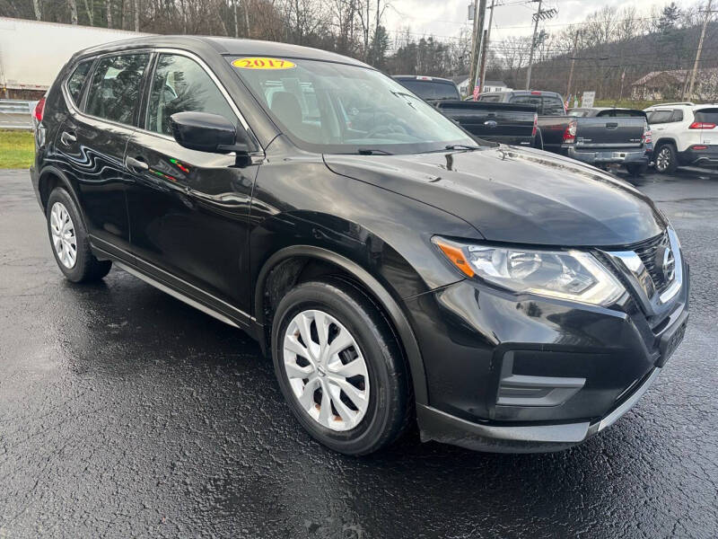 Nissan Rogue's photo