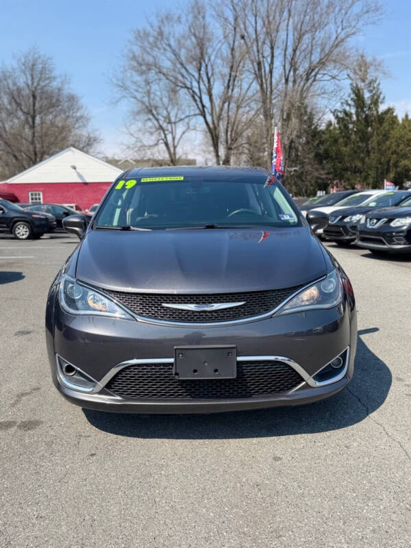 2019 Chrysler Pacifica Touring Plus