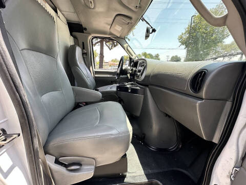 2006 Ford E-Series
