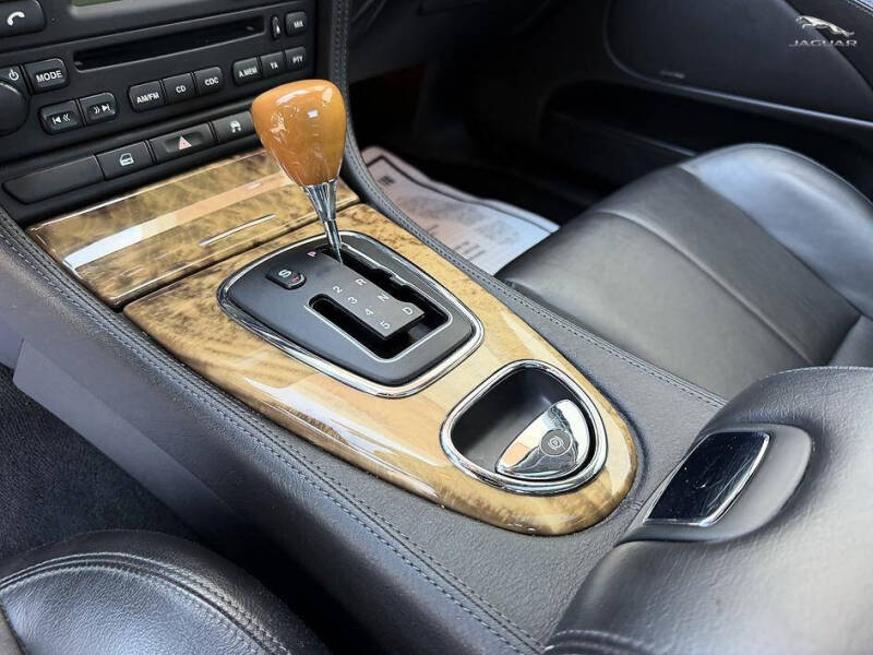 2005 Jaguar S-Type 4.2