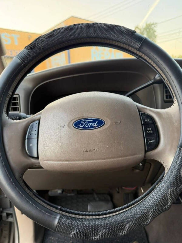 2003 Ford Excursion Eddie Bauer